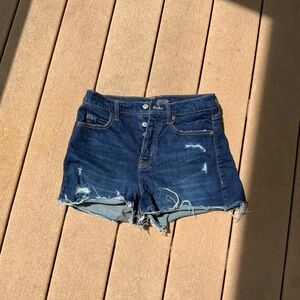 Old Navy higher high rise sky-hi a-line secret smoothie pocket short(Dark wash)